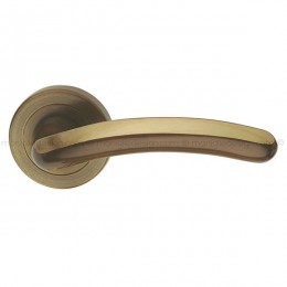 Maniglia per porta Giza Pasini