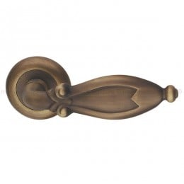 Maniglia per porta Cleopatra Pasini