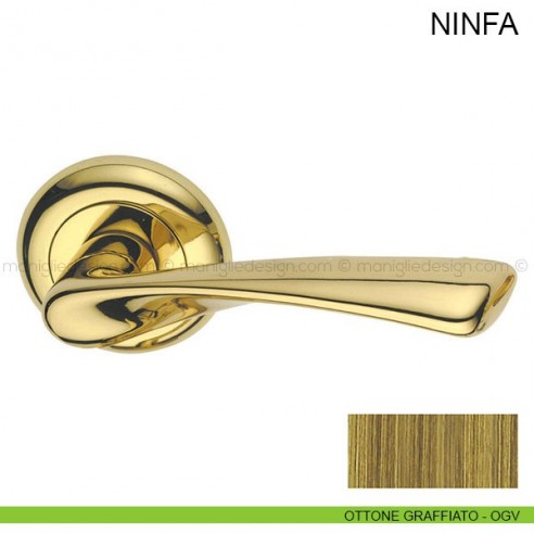Maniglia per porta Ninfa Pasini ottone graffiato