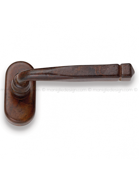 Maniglia  in ferro per finestra martellina dk Metal Style 19016