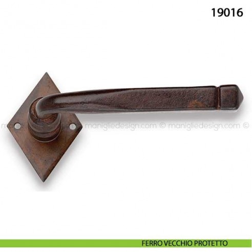 Maniglia  in ferro per porta Metal Style 19016 ferro vecchio protetto