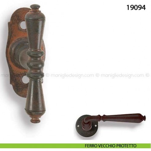 Maniglia in ferro per finestra martellina Metal Style 19094 ferro vecchio protetto