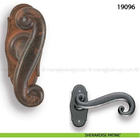 Maniglia in ferro per finestra martellina Metal Style 19096 sherardise patinè