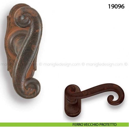 Maniglia in ferro per finestra martellina Metal Style 19096 ferro vecchio protetto