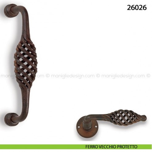 Maniglione in ferro per porta Metal Style 26026 interasse 200 mm ferro vecchio protetto