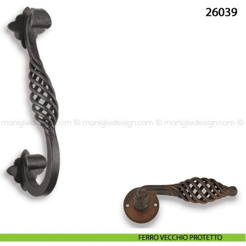 Maniglione in ferro per porta Metal Style 26039 interasse 180 mm ferro vecchio protetto
