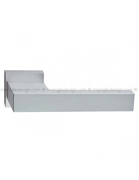 Maniglia per porta Area 51 Arieni