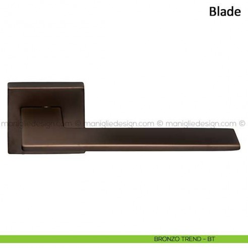 Maniglia per porta Blade Frascio bronzo trend