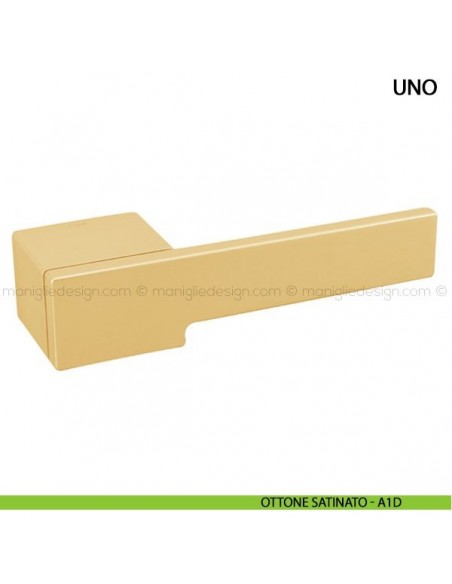 Maniglia per porta Uno Comit ottone satinato