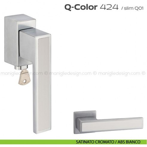Maniglia per finestra martellina DK con chiave 424 Q-Color Reguitti satinato cromato / ABS bianco