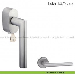 Maniglia per finestra martellina DK con chiave J40 Ixia T. Reguitti 2