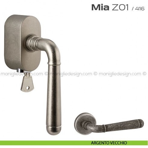 Maniglia per finestra martellina DK con chiave su placca Z01 Mia Reguitti argento vecchio