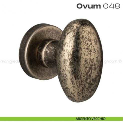 Pomolo ovale per porta fisso 048 Ovum Reguitti con rosetta tonda argento vecchio