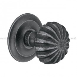 Pomolo per porta fisso 57 Margherita Reguitti diametro 60 mm con rosetta diametro 73 mm