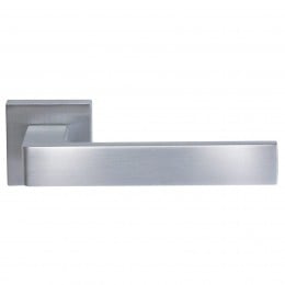 Maniglia per porta Quadrata cromo satinato moderna 2