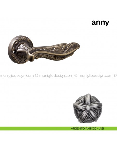 Maniglia per porta Anny Poggi Mariani con rosetta tonda argento antico