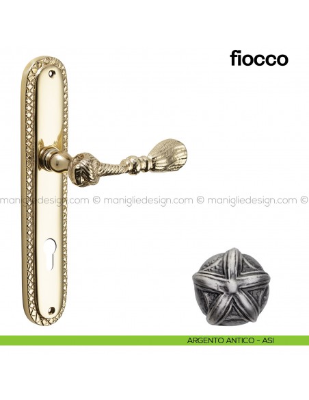 Maniglia per porta con placca Fiocco Poggi Mariani argento antico - ASI foro yale