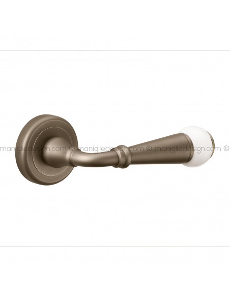 Maniglia in porcellana bianca per porta Camilla Poggi Mariani con rosetta tonda Bronzo satinato opaco - BSO 