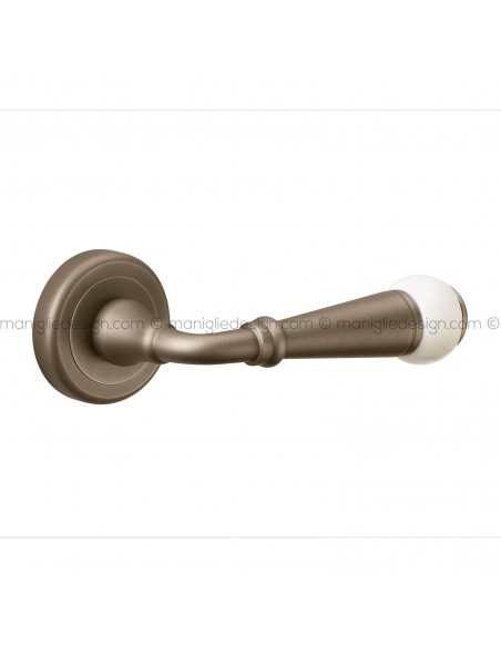 Maniglia in porcellana beige scuro per porta Camilla Poggi Mariani con rosetta tonda Bronzo satinato opaco - BSO 
