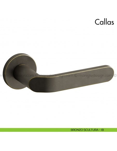Maniglia per porta Callas Mandelli bronzo scultura