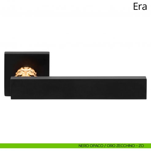 Maniglia per porta interna Era Linea Calì rosetta quadrata tradizionale nero opaco + oro zecchino