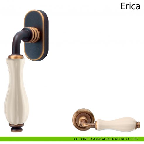 Maniglia con porcellana avorio per finestra martellina DK Erica Linea Calì ottone bronzato graffiato