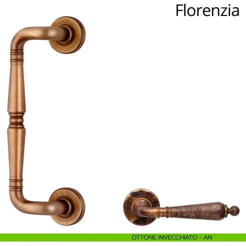 Maniglione per porta zancato Florenzia Linea Calì con rosette semplici ottone antichizzato
