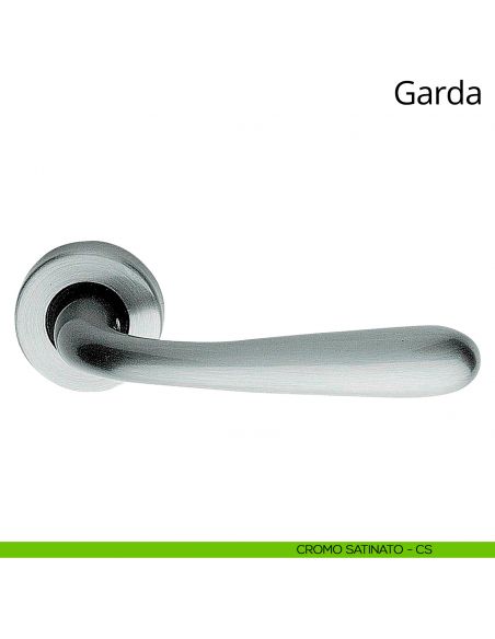 Maniglia per porta interna Garda Linea Calì con rosetta tonda cromo satinato