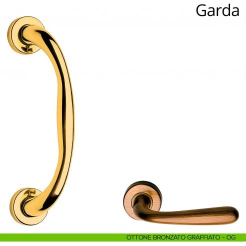 Maniglione per porta Garda Linea Calì ottone bronzato graffiato