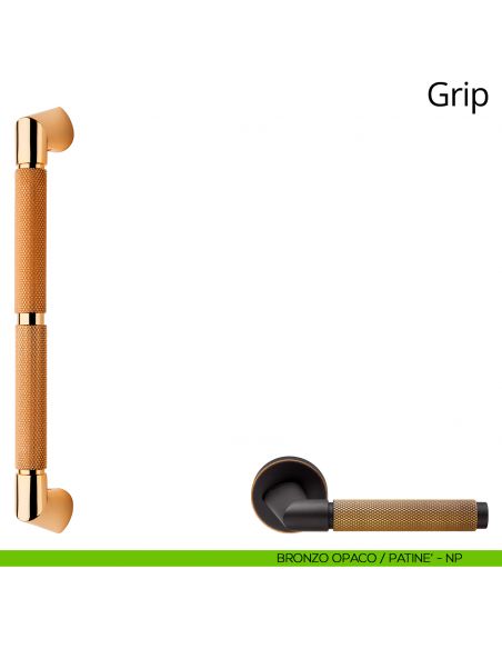 Maniglione per porta dritto Grip Linea Calì bronzo opaco + patinè