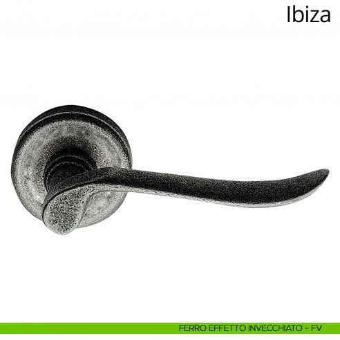 Maniglia per porta interna Ibiza Linea Calì con rosetta tonda ferro effetto invecchiato