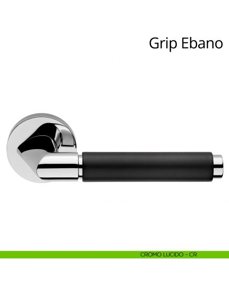 Maniglia in legno per porta interna Grip Ebano Linea Calì rosetta tonda tradizionale cromo lucido