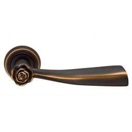 Maniglia per porta interna Rose Linea Calì rosetta tonda