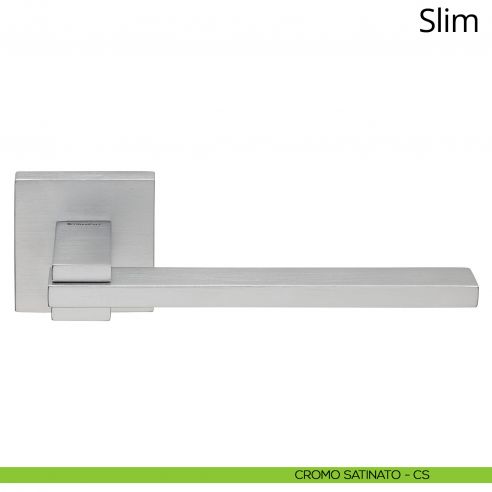 Maniglia per porta interna Slim Linea Calì su rosetta quadrata bassa cromo satinato
