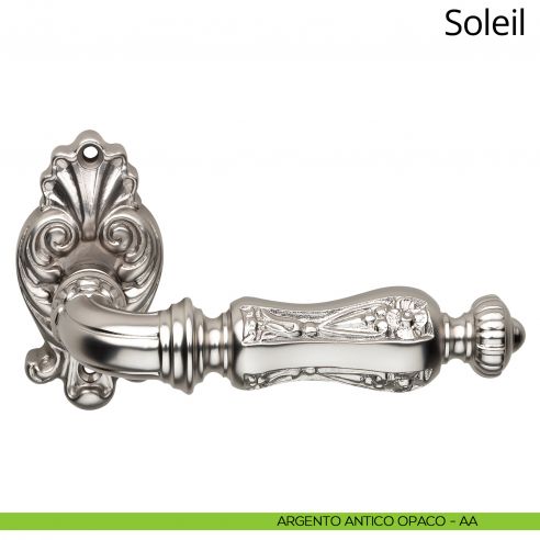 Maniglia per porta interna Soleil Linea Calì con rosetta artistica argento antico opaco
