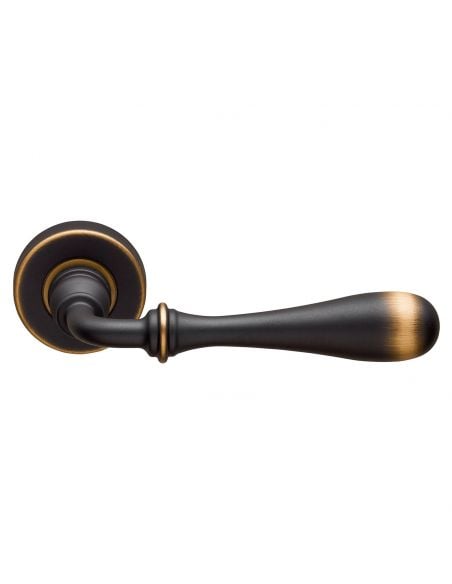 Maniglia per porta interna Tosca Linea Calì rosetta tonda