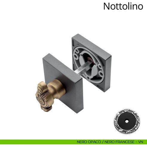 Nottolino per porta 019 Linea Calì con rosetta quadrata nero opaco + oro francese