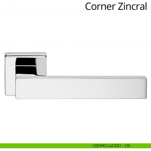 Maniglia per porta interna Corner Zincral Linea Calì rosetta quadrata bassa cromo lucido