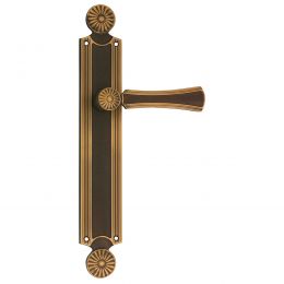 Maniglia con placca per porta Daisy Linea Calì