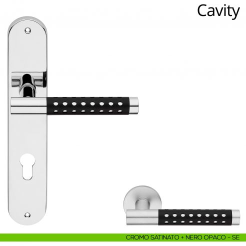 Maniglia con placca per porta Cavity Linea Calì - cromo satinato + nero opaco - foro yale