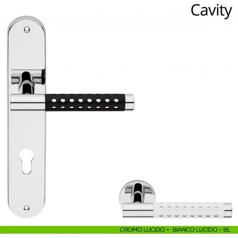 Maniglia con placca per porta Cavity Linea Calì - cromo lucido + bianco lucido - foro yale
