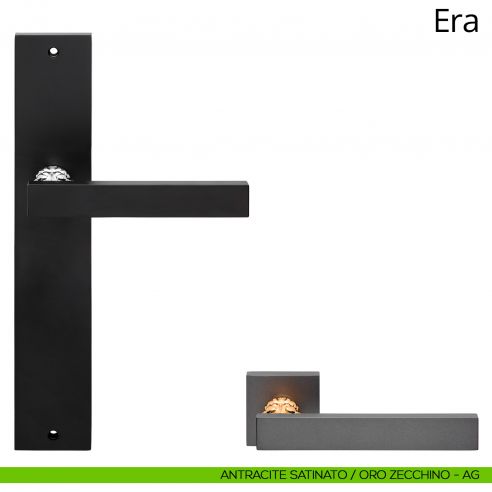 Maniglia con placca per porta Era Linea Calì - antracite satinato + oro zecchino - placca cieca