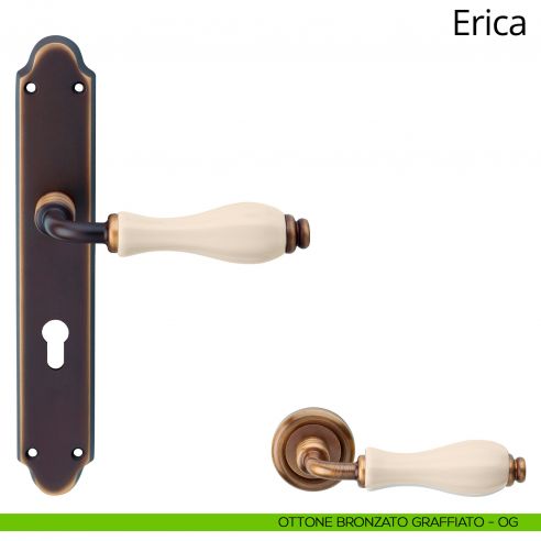 Maniglia con placca per porta porcellana avorio Erica Linea Calì - ottone bronzato graffiato - foro patent
