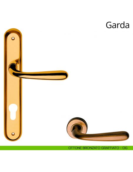 Maniglia con placca per porta Garda Linea Calì - ottone bronzato graffiato - foro yale