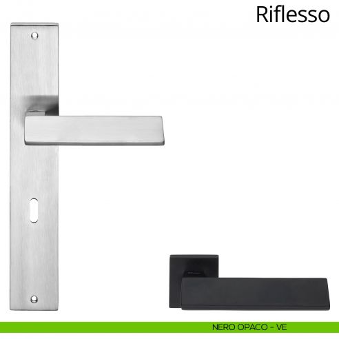 Maniglia con placca per porta Riflesso Linea Calì - nero opaco - foro patent