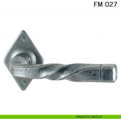 Maniglia in ferro per porta Il Forgiato FM 027 senza molla argento antico