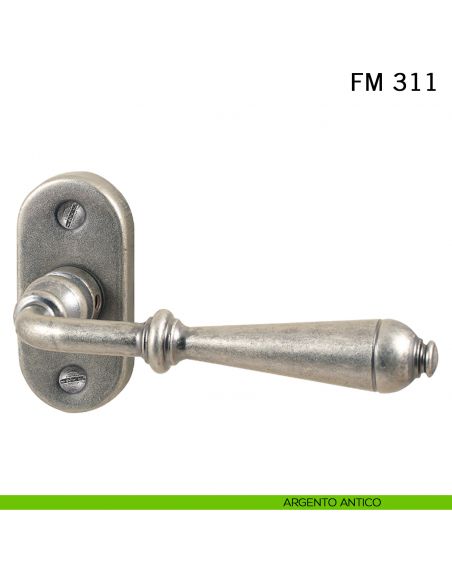 Maniglia in ferro per porta Il Forgiato FM 311 con rosetta ovale argento antico
