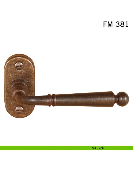 Maniglia in ferro per porta Il Forgiato FM 381 con rosetta ovale ruggine