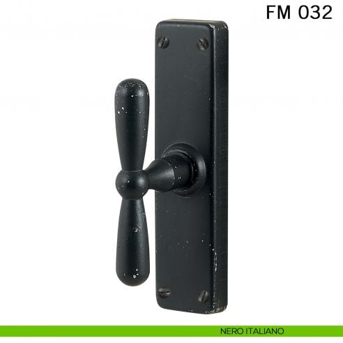 Maniglia in ferro per finestra cremonese FM 032 Il Forgiato nero italiano