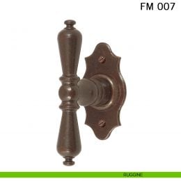 Maniglia in ferro per finestra martellina FM 007 Il Forgiato 2